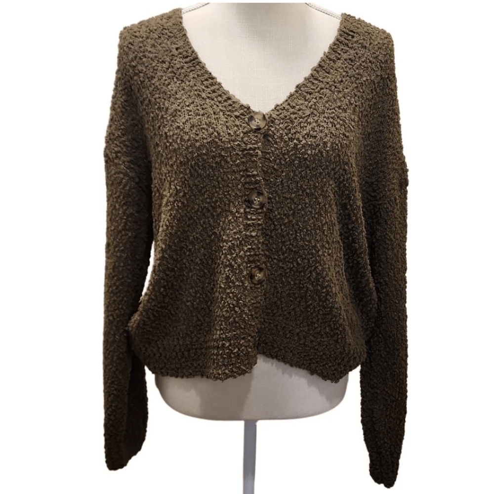 Social Standard by Sanctuary Women's Size Small Popcorn Cardi Field Green Button